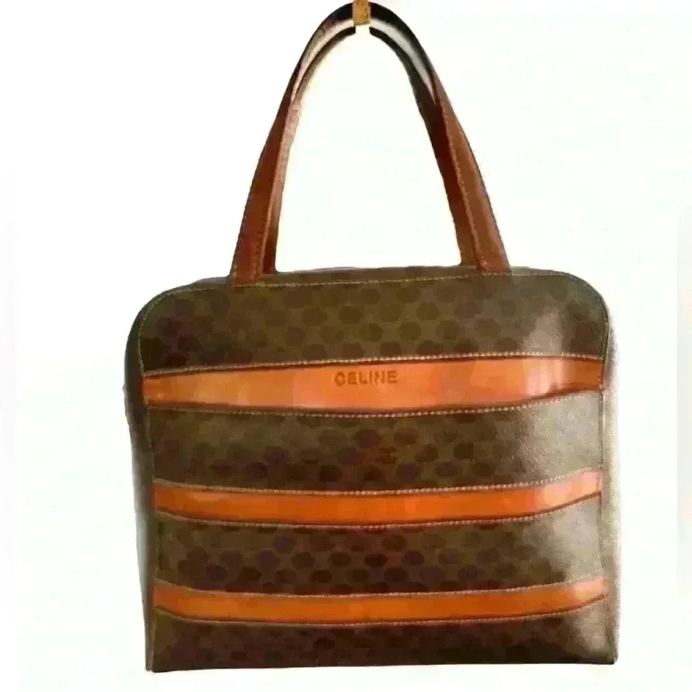 Celine Macadam vintage leather top handle bag. Great condition - gold hardware - Picture 16 of 16